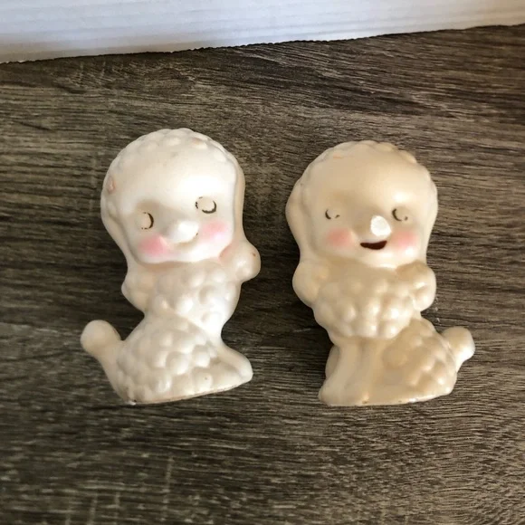 Vtg Poodle Salt and Pepper Shakers - Picture 6 of 12